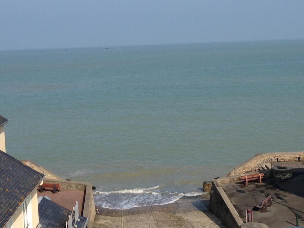 La Maison Du 6 Arromanches-les-Bains Buitenkant foto